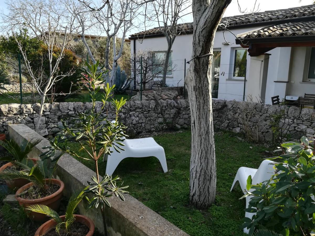 Casa Degli Avi Don Neli, Immersa Nella Natura Модіка Екстер'єр фото